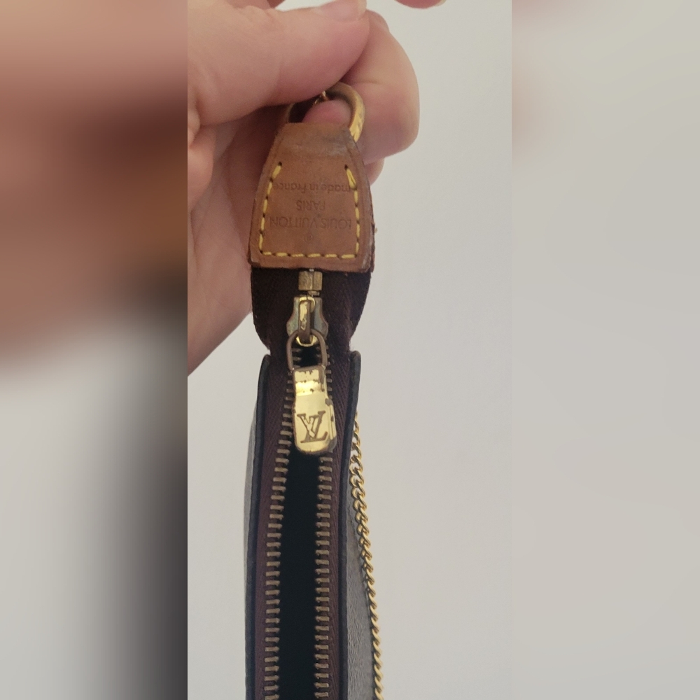 Louis Vuitton Monogram Crossbody with Gold Chain - Picture 11 of 14